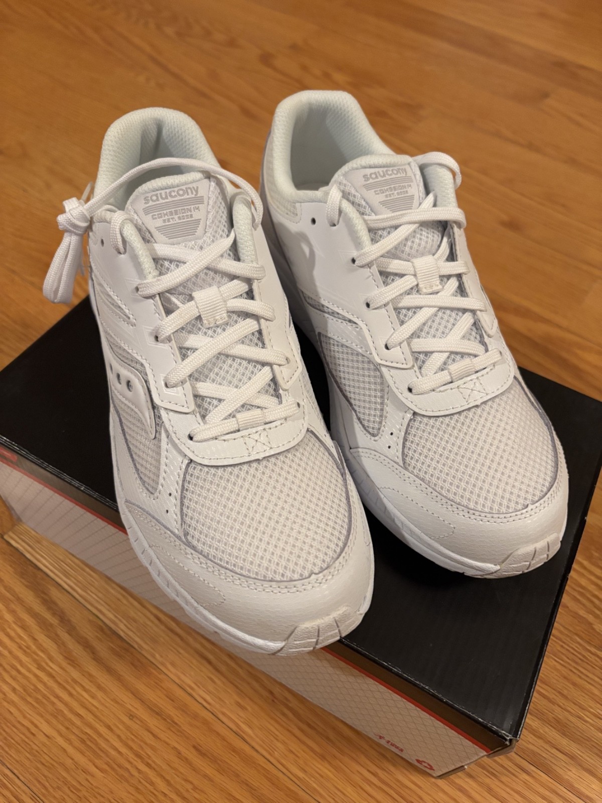 Saucony Kids Boys Cohesion 14 LTT Shoes Size 6.5 White Sneaker SK265087