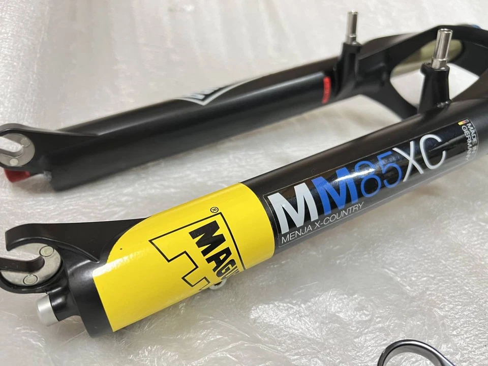 Horquilla MAGURA MM85XC 26er 100 mm control remoto QR100 1-1/8 dirección sin cortar NUEVA MTB XC Foto 2 de 4