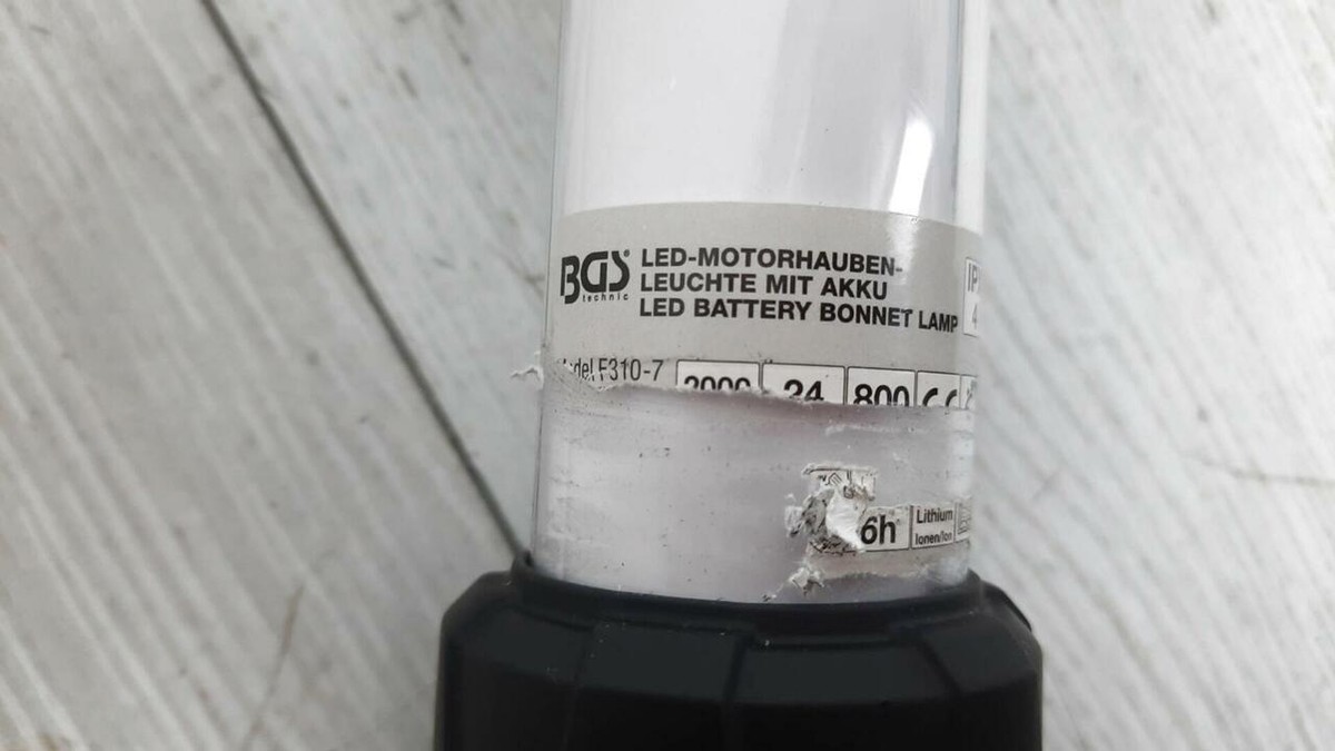BGS 9757 | LED-Motorhauben-Leuchte mit Akku | 800 Lumen | Fuß  