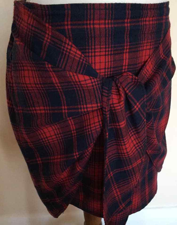 NEW Ltd Edition River Island CHECK SKIRT with TIE FRONT COMPLETELY SOLD-OUT £69