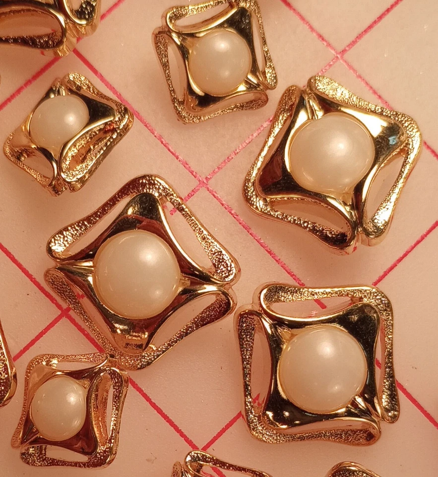 10 Plastic Gold Squarish Shape Buttons White Plastic Pearl Center 5/8" MEDIUM - Image 2 of 3