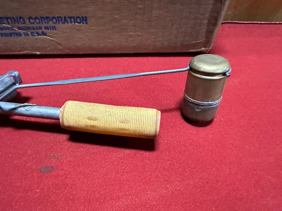 Nuevo de Lote Antiguo 1970 Mercury Cougar medidor de combustible unidad de envío D0wy-9275-B FoMoCo 70 Foto 2 de 4