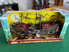 Vintage 1973 Penn-Plax Action Split Shipwreck Aquarium Ornament Decoration NEW