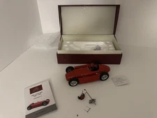 CMC 1/18 Lancia D50 M-175 - 1954/55 - Red - missing screw
