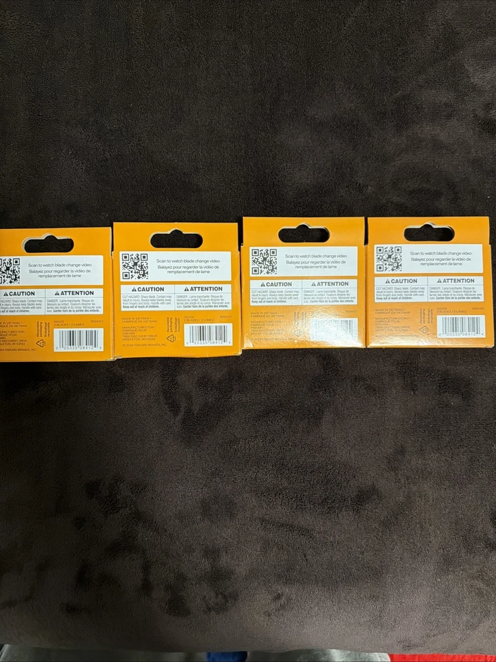 Cuchillas giratorias Fiskars, 2 hojas 45 mm. 4 cajas todas nuevas. Foto 4 de 4