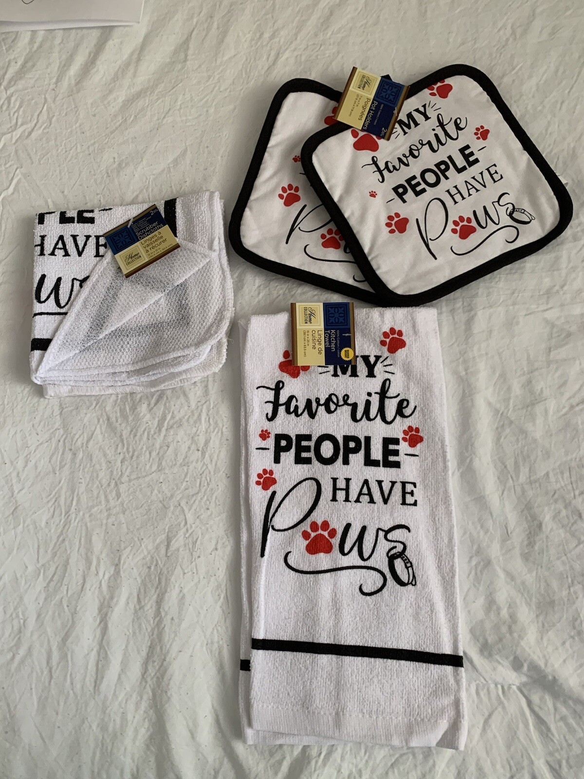 paw-prints-towel-5-set-2-dishcloths-2-potholders-my-favorite-people