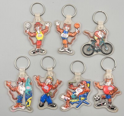 ESSO OIL & GAS PROMO TIGER KEYCHAIN KEYRING LOT of 7 - VINTAGE 1980's 2.5'' TALL-