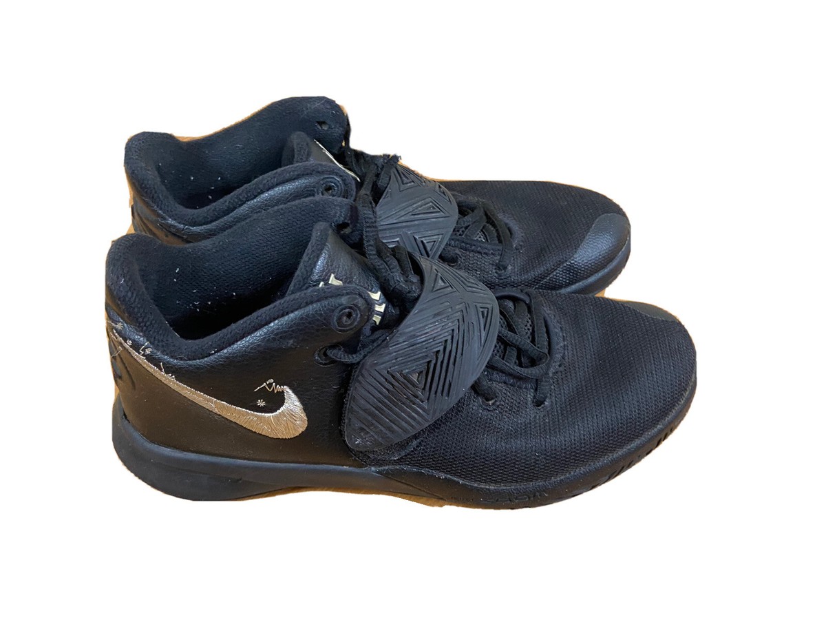 Men Size Nike Kyrie Flytrap Black Metallic Gold 2020