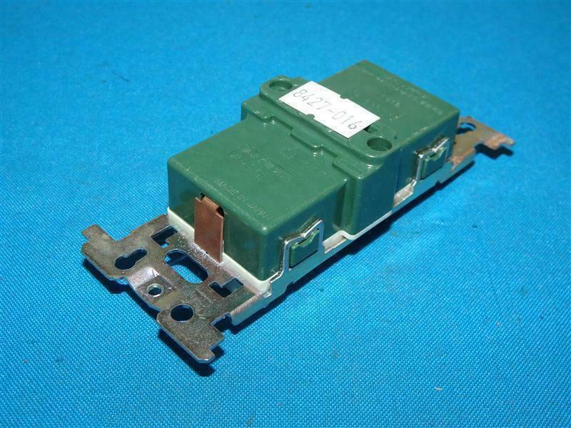 Panasonic WN 1612 Receptacle Duplex w/ Ground | eBay