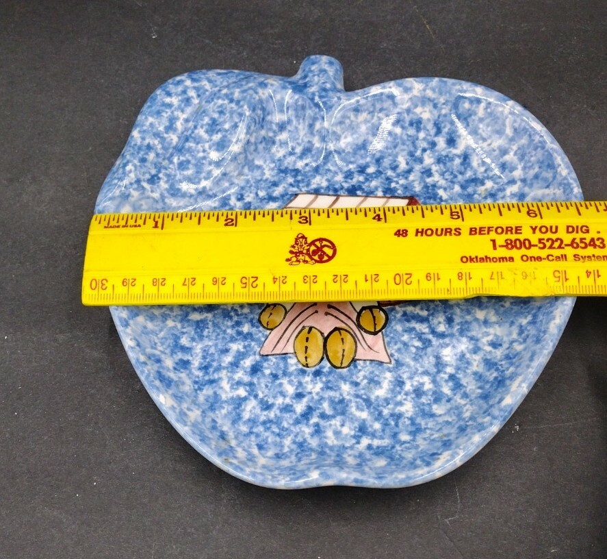 Los Angeles Pottery Candy Dish Apple Shape Blue White Sponge-ware doll house