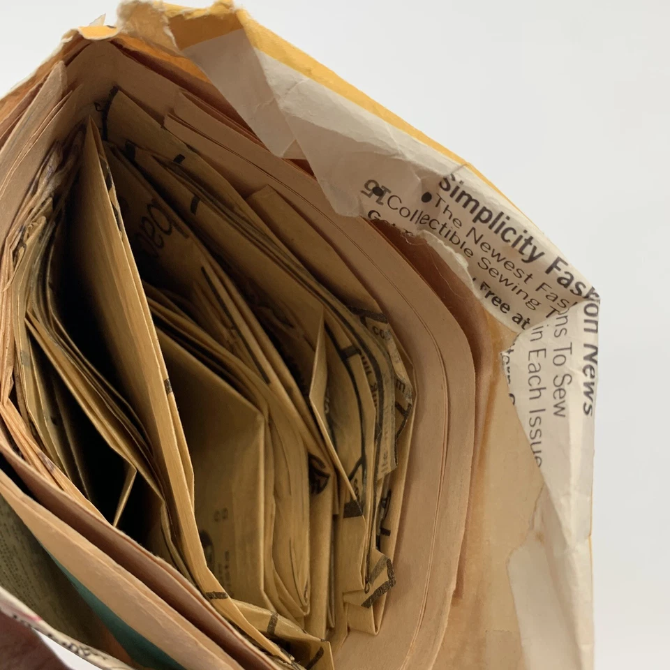 Vintage 1970s Simplicity 8761 Sewing Pattern Infant Baby Clothes 6 Month Outfits - Image 4 of 4