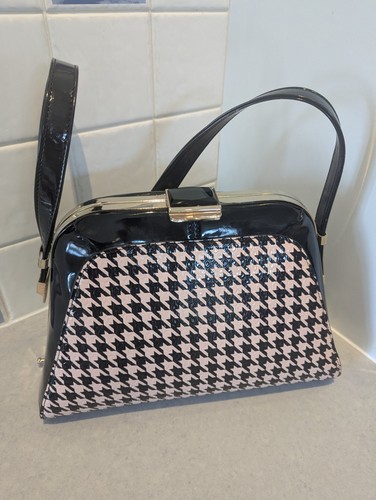 Envy Collection Pink And Black Women's Handbag
