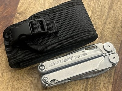 Leatherman Wave Multi-Tool Knife Great Condition!! w/New Molle Sheath ~TASKCo