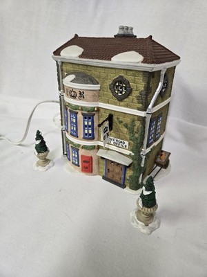 1992 Dept 56 Heritage Dickens Christmas Village Kings Road Post