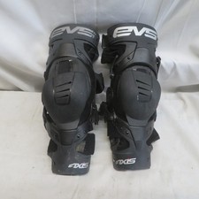 EVS Axis Sport Knee Brace Set Small