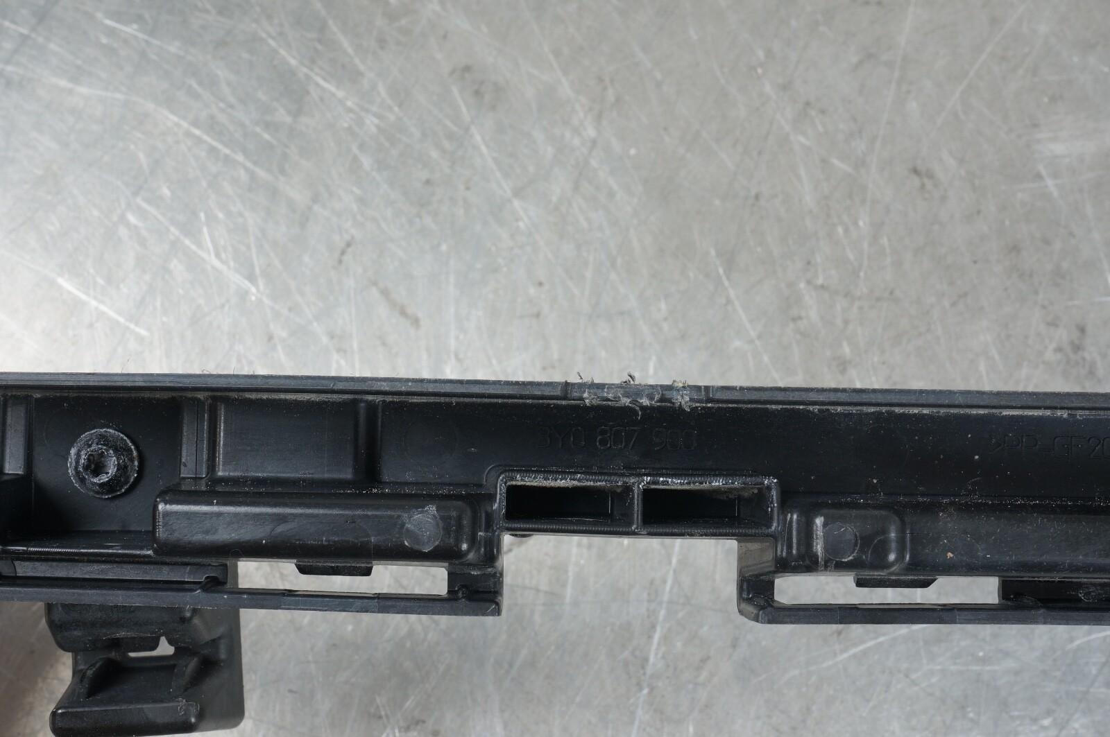 2010-2020 Bentley Mulsanne Front Bumper Bracket - OEM