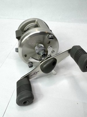 SHIMANO 92 CALCUTTA 200 High Speed Right Hand Baitcasting Fishing
