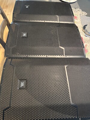 Jbl prx 715 Grille Front No Mounting Screws