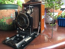 Gorgeus Vintage Zeiss Ikon Adoro 230/7 with built in Rangefinder and film pack.