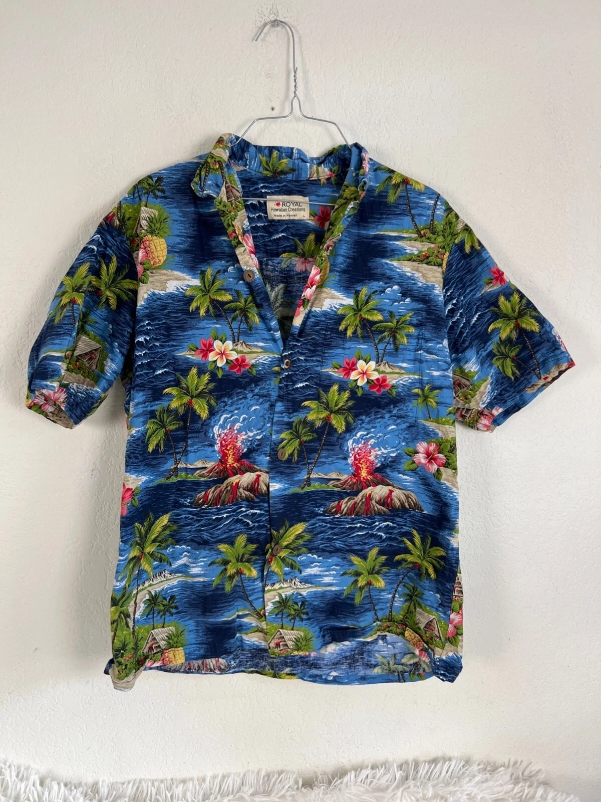 Royal Creations Men's Large Button Down Shirt Hawaiian Palm Trees Volcanos