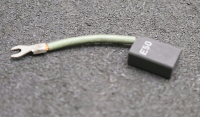 Carbon brush with single strand E50 8x12.5x20mm (d x a x r) with cable lug