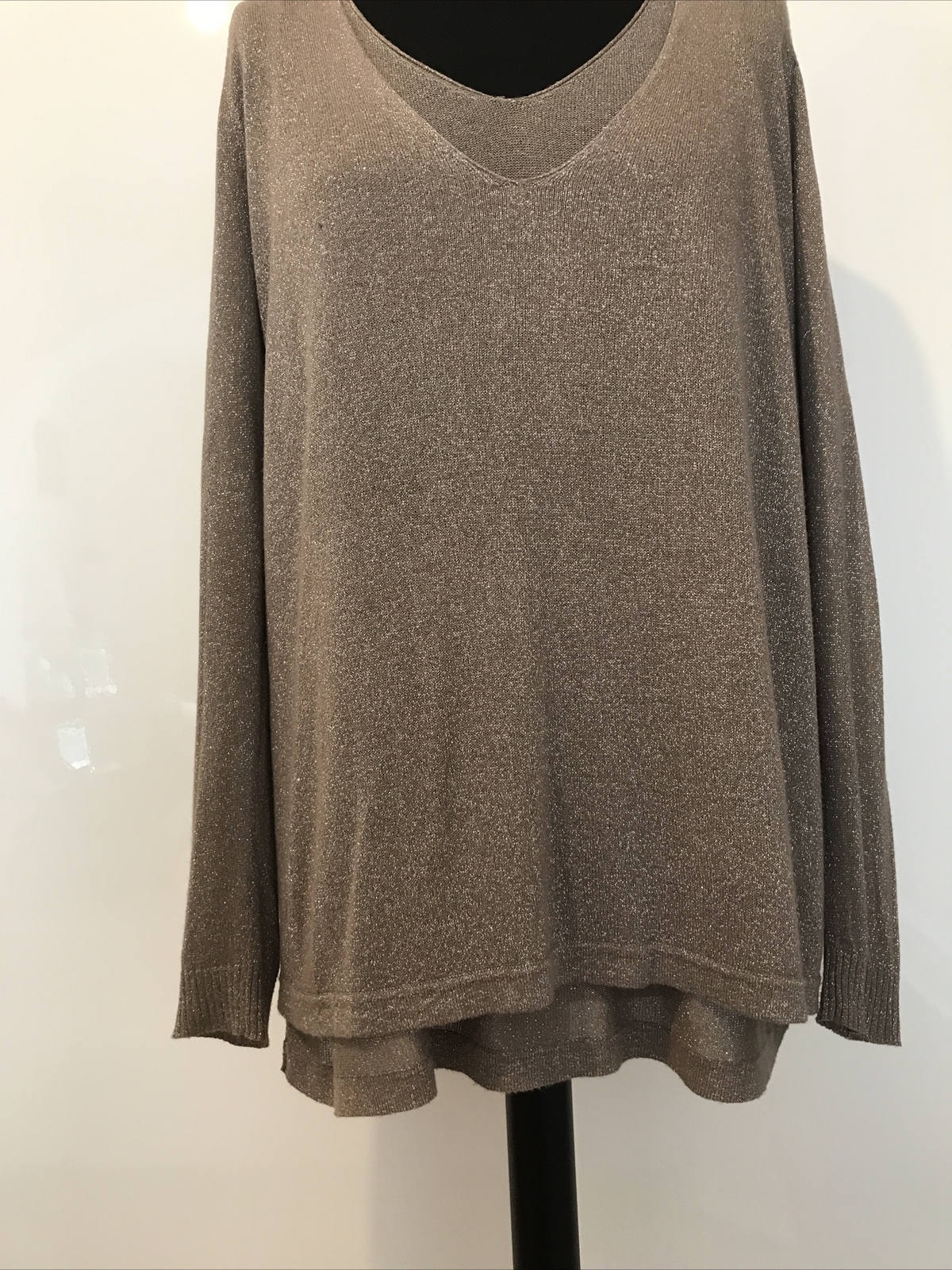 Fenn Wright Manson, Beige Pullover With Shimer, S… - image 4