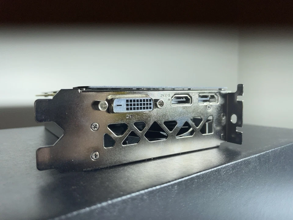 EVGA SC Ultra Gaming NVIDIA GeForce GTX 1660 Ti 6GB GDDR6 GPU - Great Condition - Image 4 of 4