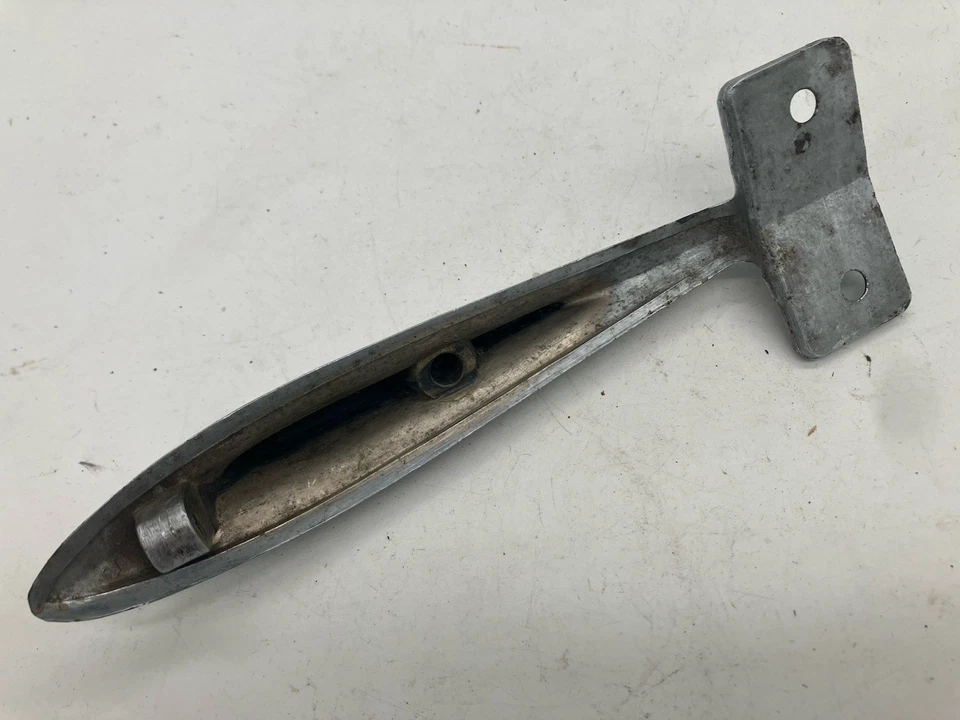 Chevrolet Master Deluxe 35 adorno de capó estándar usado Foto 4 de 4