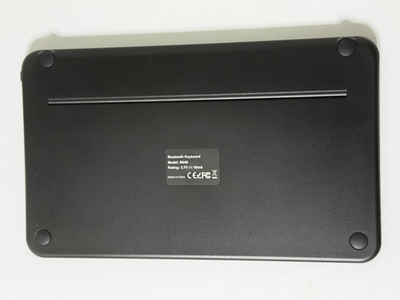Apple iPad Pro 11-inch. 1st Gen 256GB Pencil Case Keyboard Wi-Fi