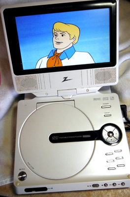 Zenith DVD Player DVP615 Portable 7