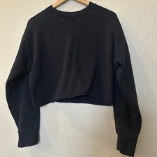 Athleta Black Cropped Crew Neck Sweatshirt Small Women  s Athletic Sporty