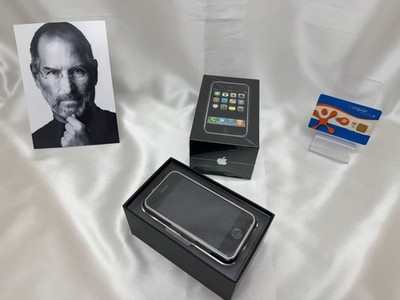 Apple iPhone 1st Generation 2G 8GB AT&T Matching Box NEVER