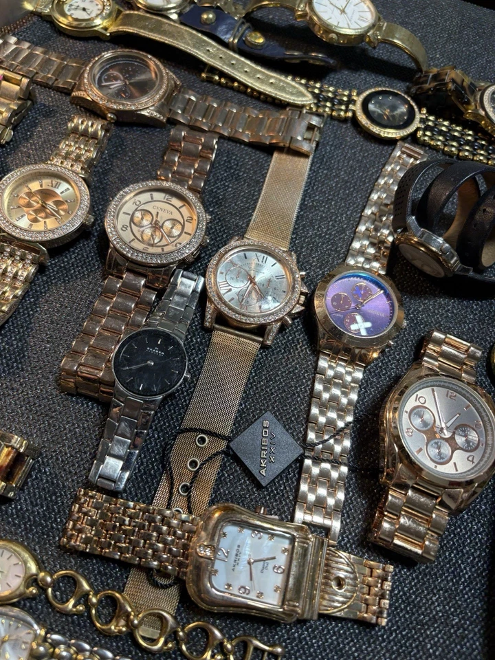 Women Watch Lot Of (29) Untested For Parts,Repair,Gold/Rose Gold/Silver Tone - Image 3 of 4