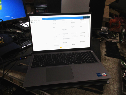 Dell Vostro 15 3530 15.6" FHD LAPTOP i5-1335U 2.17GHZ 16GB 1TB SSD GD BAT NO OS