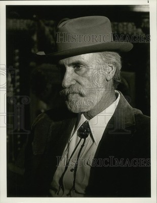 Actor Wynn 60 Photos - Moonagedaydream.film