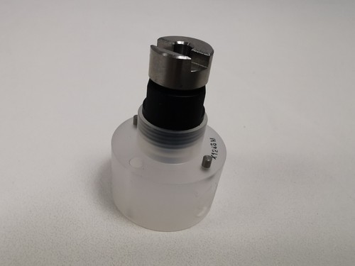 Tecan Cavro 20725588 Valve Port for Xcalibur Syringe Pump - Picture 2 of 7