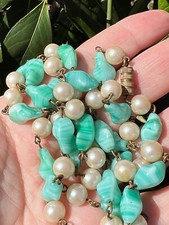 VINTAGE MARBLED BANDED MINT GREEN CZECH ART GLASS  FAUX PEARL LONG NECKLACE