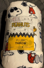 New The Big One Peanuts Snoopy Joe Cool Supersoft Plush Throw 5' x 6' - shelf