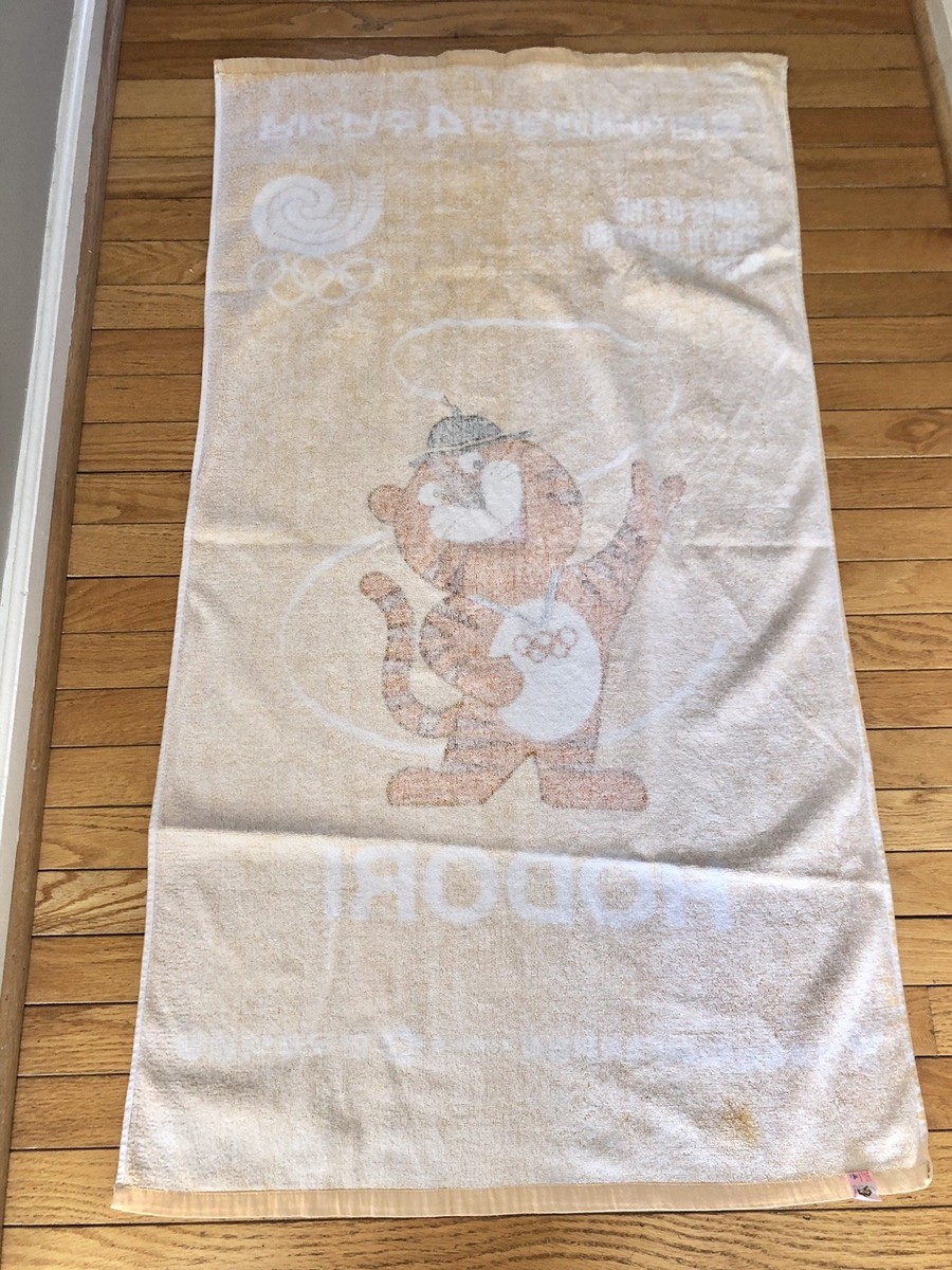 A 1988 Seoul Olympics Beach Towel Hodori Tiger Mascot Design Rare