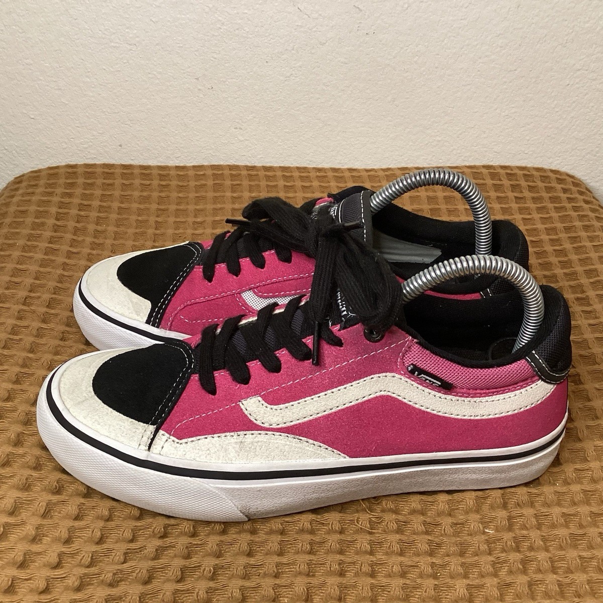 Vans Pro Trujillo Mens Sz 6.5 Women's 8 Pink Magenta Black Suede