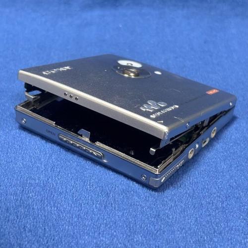 Reproductor Walkman NetMD Sony MZ-NE810 MD con control remoto y auriculares - Imagen 6 de 14