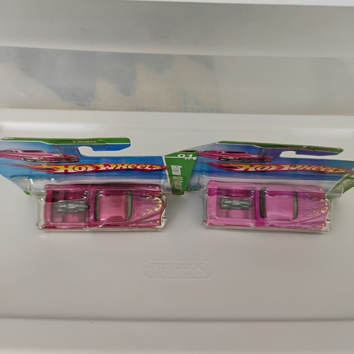 Hot Wheels 2010 STH & TH, Custom '53 Cadillac, Short Cards, Protective Cases - Picture 4 of 6
