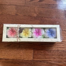 New Floating Candles Flower  Box Set of 4 pink, Yellow, Red & Blue NEW IN BOX