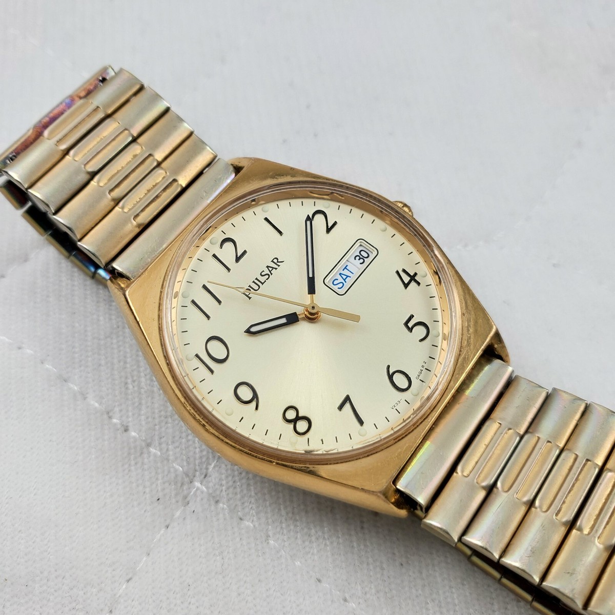 RARE VINTAGE PULSAR BY SEIKO VX33-0AD0 GOLD TONE MEN'S WATCH NEW