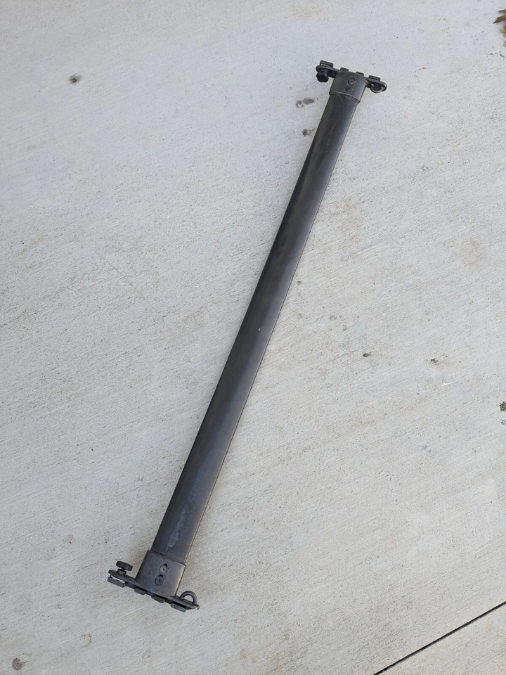 Barra transversal portaequipajes de techo Lexus LX470 97-02 - individual Foto 2 de 2