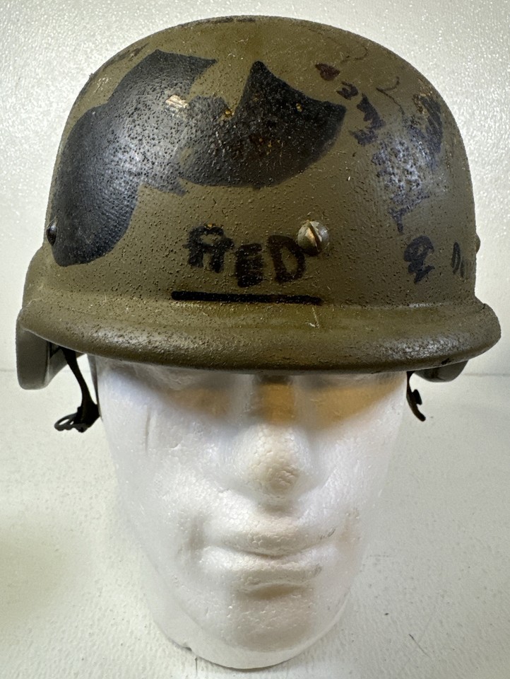 Vintage US Military Surplus PASGT Helmet Size Large Made With Kevlar