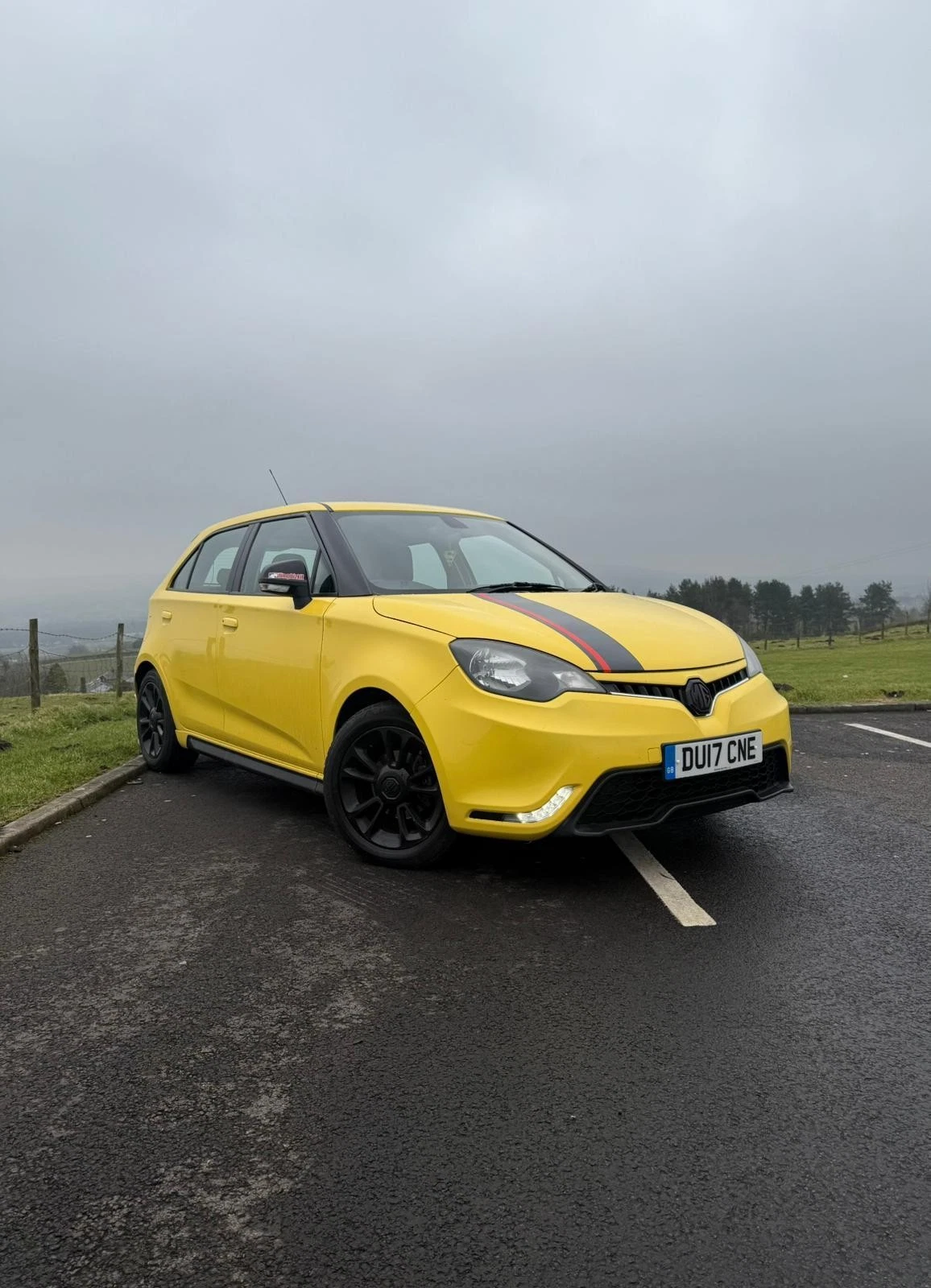 2017 17 REG MG/ MGF 3 STYLE LUX VTI-TECH 1.5 PETROL EURO 6 ULEZ SPARES OR REPAIR - Picture 1 of 11