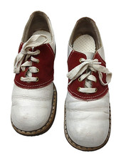 Women s VintageRed Saddle Shoes Size 7.5 B Soles Loose