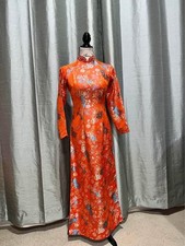 Beautiful Ao dai Vietnamese dress Quality-Made of Brocade, Asian SMALL Sizing