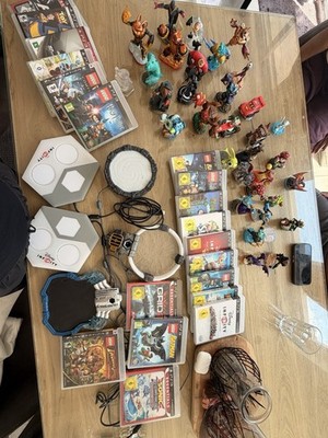 Disney Infinity Figuren-Set mit Portal/Basen & PS3 Spiel   Jack Sparrow u.a.